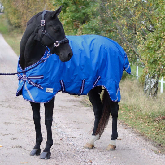 Regntäcke Mistral Fleecefoder cobalt blue från Fåglasång säljs av Fåglasång