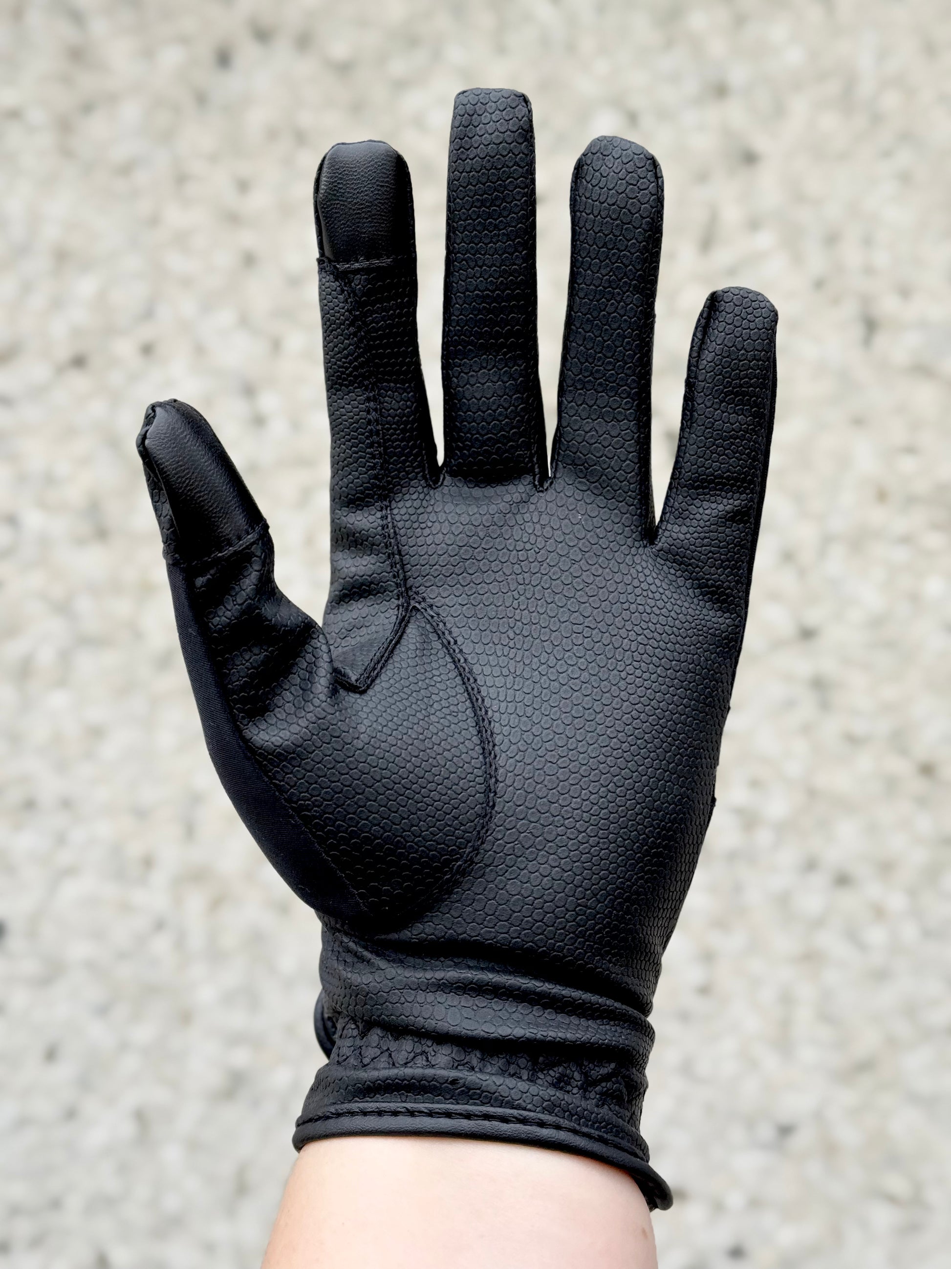 Ridhandske Black Spark Serino med touch | Nova -  från  NOVA