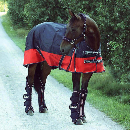 Regntäcke Stormy Rain Navy/Red säljs av Fåglasång 